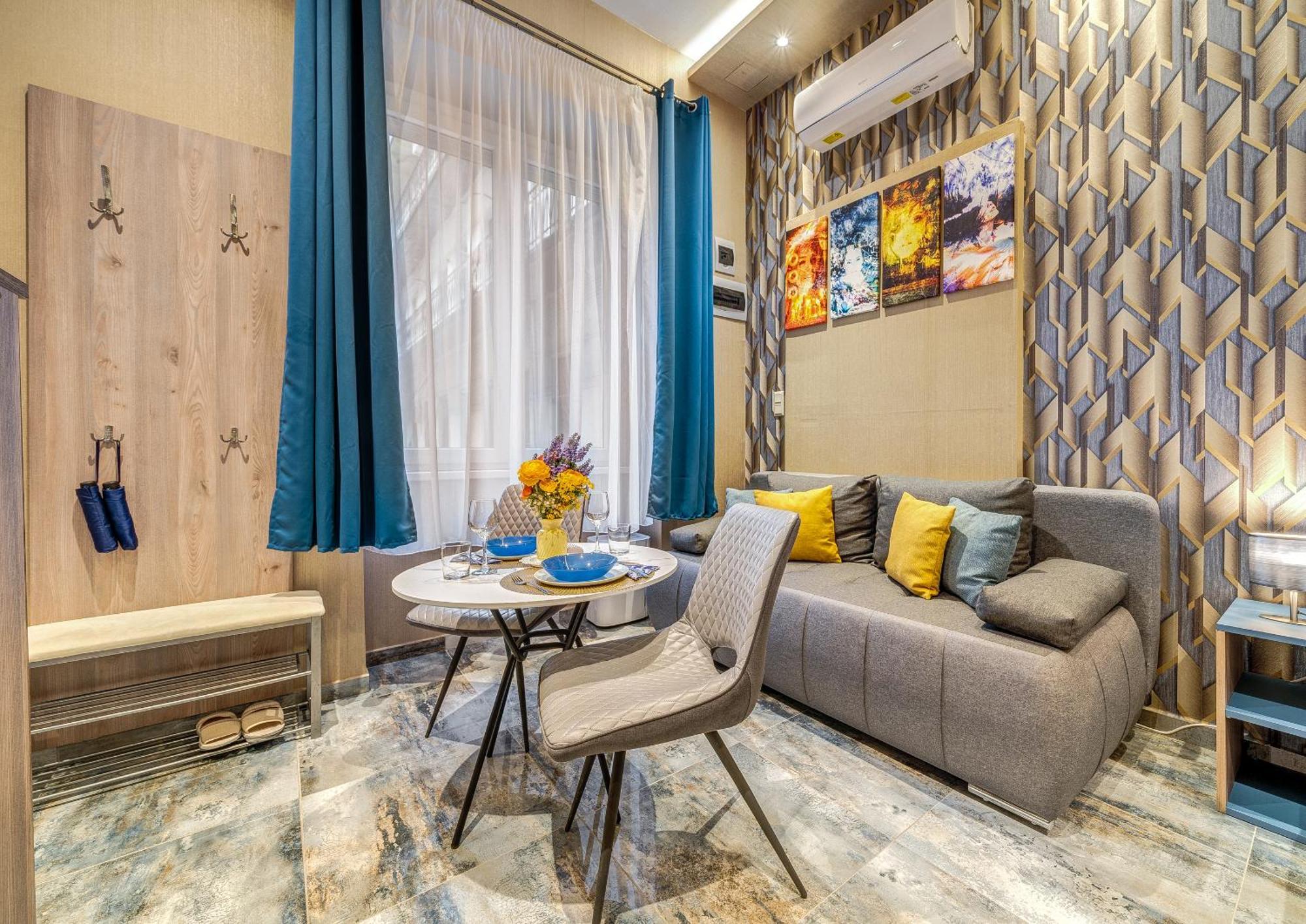 Budapest Magic Blue In Downtown Екстер'єр фото